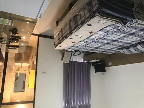 翡翠金鑽民宿 C401標準行政電腦套房
