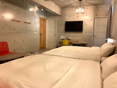 朗朗山水民宿 温馨家庭4人房