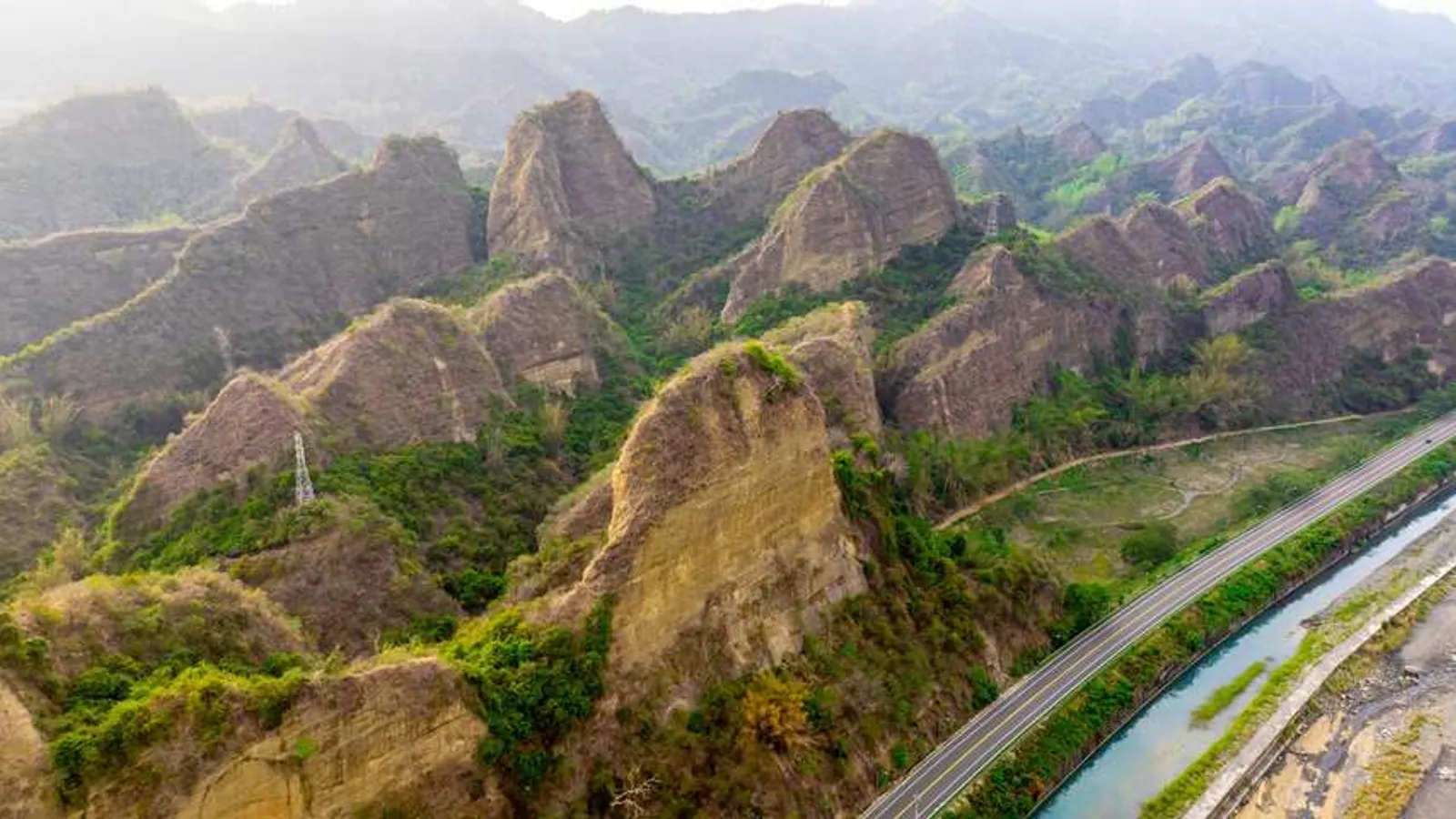 六龜景點:十八羅漢山