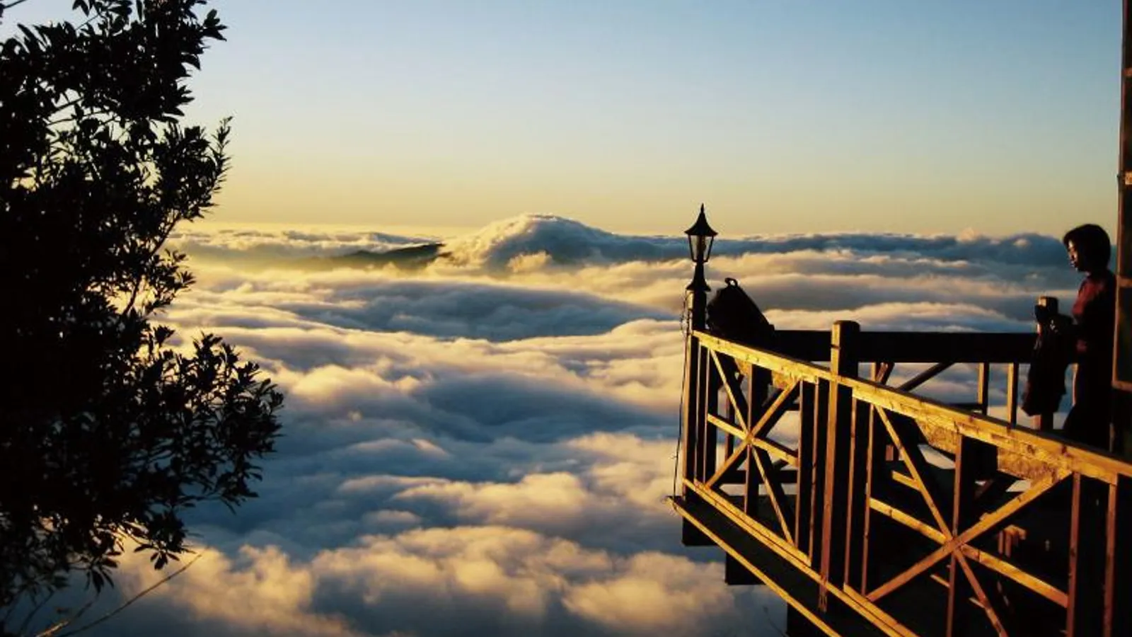大湖景點:馬那邦山登山步道